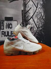 Gambar Sepatu Nike Vapor max grey size 42 dari king57 shoestore undefined 3 Tokopedia