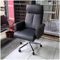 Gambar Kursi Kantor / Kursi Direktur 2211 dari Central Furniture Wayhalim undefined 1 Tokopedia