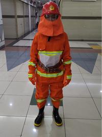 Gambar baju celana pakaian pemadam kebakaran 1 set,fire fighting suit outfit dari virlie.store undefined 3 Tokopedia