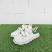 Gambar sepatu anak laki-laki putih hijau. sepatu kets anak second import dari Vava Jack brand undefined 1 Tokopedia