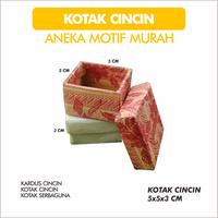 Gambar Kotak Cincin Karton Tebal untuk Kado Motif Kertas Kado 5 x 5 x 3 dari Rahmah Tas Kertas dan Kemasan undefined 1 Tokopedia