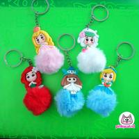 Gambar Gantungan Kunci POM POM Bulu Halus Karakter Anak Lucu Ganci Tas Sekolah - Princess Putih dari Toko Mainan Gajah Jumbo undefined 1 Tokopedia