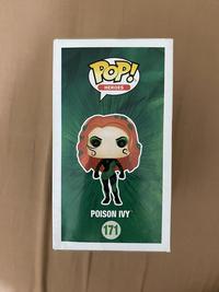 Gambar Funko Pop DC Batman - Poison Ivy (New 52) dari Pikeboo undefined 4 Tokopedia