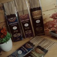 Gambar Dupa Wangi Aroma Terapi Hio Wangi Tahan Lama Layana 110 Gram - Kiswah dari Malfa Onlineshop undefined 1 Tokopedia
