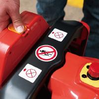 Gambar hand pallet electric / pallet mover original noblelift dari ALAT ALAT INDUSTRI undefined 2 Tokopedia