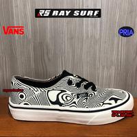Gambar RAYSURF VANS SEPATU PRIA VN0A4BX5BKA ORIGINAL dari Ray Surf undefined 1 Tokopedia