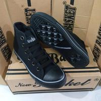 Gambar SEPATU NEW BASKET 338 HC SEPATU SEKOLAH - SEPATU SNEAKERS TINGGI - HITAM PUTIH, 34 dari Twofeet undefined 5 Tokopedia