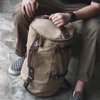 Gambar Tas Ransel Pria Kanvas Besar Barrel Tas Traveling Pendakian Gunung - KHAKI SMALL dari RUMAH PERKAKAS 47 undefined 3 Tokopedia