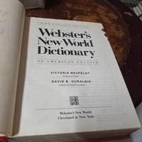 Gambar WEBSTER'S NEW WORLD DICTIONARY OF AMERICAN ENGLISH Victoria Neufeldt dari PitlerSiahaan undefined 3 Tokopedia