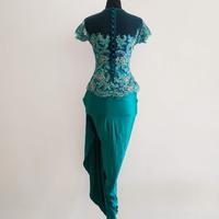 Gambar Set kebaya hijau modern lace brokat brukat bustier rok satin murah dari just.erwin undefined 2 Tokopedia