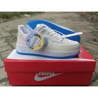 Gambar Sepatu Nike Berubah remaja wanita Warna Rainbow Af1 White Sepatu Nike - Low/ Pendek, 37+ kaos kaki dari planet remajaa undefined 1 Tokopedia