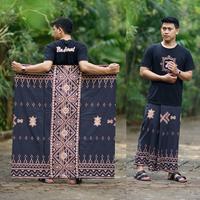Gambar sarung motif tombak/sarung pria motif vilas - vilas hijau dari TENGIS-Store undefined 4 Tokopedia