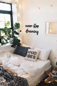 Gambar Never Stop Dreaming Home Decor Graffiti Painting Decorative Acc dari About House undefined 2 Tokopedia