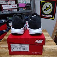 Gambar New Balance 413 V2 Men's Running - Black White - 42 dari Wynstore.id undefined 5 Tokopedia