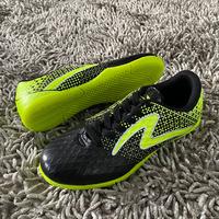 Gambar Sepatu futsal anak size 34-38 sepatu olahraga anak futsal - Hijau batik ank, 38 dari jennedi store23 undefined 4 Tokopedia