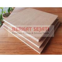 Gambar Plywood / Triplek Meranti MC UTY BBCC UT BETTER Furniture Grade 15mm dari Random Class undefined 2 Tokopedia