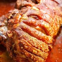 Gambar 500GR Babi Panggang Crispy Kriuk Siobak Kalimantan - semua varian sama dari Gabe Food undefined 2 Tokopedia
