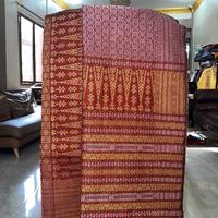 Gambar piala maron gold dari Lamyham Songket dan Ulos undefined 1 Tokopedia
