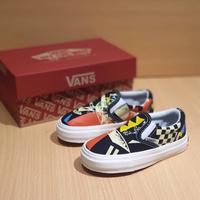 Gambar Sepatu Slip On Anak Vans Moma Laki laki Perempuan Unisex Black White - 26 dari Perfect &amp; co. undefined 1 Tokopedia