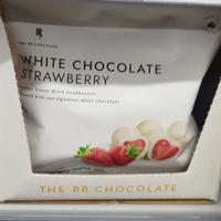 Gambar the rr chocolate white cokelat strawberry 70gr dari duabelas. undefined 1 Tokopedia