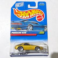 Gambar HW Hot Wheels Porsche 928 Gold dari Fantasi Toys Store undefined 5 Tokopedia