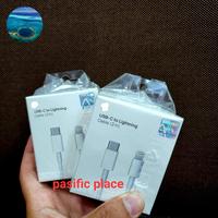 Gambar Kabel Charger iPhone Type USB C to Lightning 2M Fast Charging Original dari Pasific Place undefined 1 Tokopedia