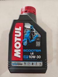 Gambar Oli Motul Matic Scooter LE 4T SAE 10W-30 MB HC-Tech 1 LITER dari Owenm0tor undefined 4 Tokopedia