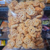 Gambar krupuk seblak babangi krupuk seblak Rafael matang siap makan +-250gr dari Dinaya Store undefined 1 Tokopedia