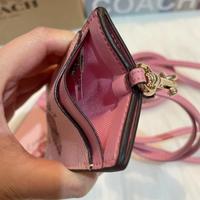 Gambar Coach Butterfly Blossom Pink ID Lanyard 100% Original Coach dari brandedshopjkt undefined 5 Tokopedia