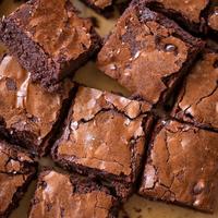 Gambar Hadiah Ulang Tahun Brownies Panggang / Fudgy Brownies - Biru - Mint dari Hampers and Souvenir undefined 5 Tokopedia