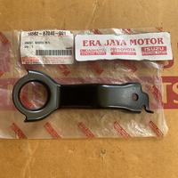Gambar Bracket dudukan radiator bagian atas terios rush original dari era jaya motor daihatsu undefined 1 Tokopedia