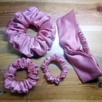 Gambar Ikat rambut scrunchie dan bandana paket cantik dari Ana Pernik - Putih dari Ana Pernik undefined 5 Tokopedia