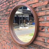 Gambar bingkai kaca cermin bulat dinding gantung kamar mandi kayu jati dari Alfadfurniture undefined 2 Tokopedia