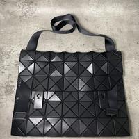 Gambar Bao bao issey miyake black flap shoulder bag dari Preloved & New Stuff Dny undefined 1 Tokopedia