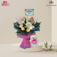 Gambar handbouquet bunga - MODEL 3 dari Sesa Floist Bekasi undefined 3 Tokopedia