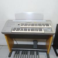 Gambar Yamaha Electone STAGEA ELB -01 dari Daus Piano undefined 1 Tokopedia