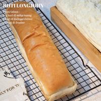 Gambar 4 pcs Roti John/Long John Lembut & Fresh From the Oven dari Breadly Bakehouse undefined 3 Tokopedia