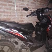 Gambar Sepeda Motor Yamaha Mio Sport 2011 Resmi dari ARVISTO YOUTUBER SHOP undefined 3 Tokopedia