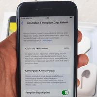 Gambar iPhone SE 2020 128gb likenew dari Cc chai undefined 5 Tokopedia