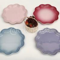 Gambar Le creuset FRILL PLATE 18cm / 22cm (multi color) - Coastal blue 18 dari Celiebox undefined 2 Tokopedia