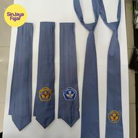 Gambar Dasi SD SMP SMA SMK Logo Bordir atau Polos Laki-Laki Perempuan dari Sinjaya Fajar undefined 3 Tokopedia