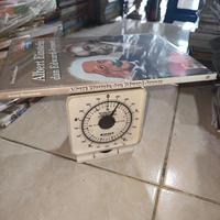 Gambar BUKU ENSIKLOPEDIA BIOGRAFI TOKOH ALBERT EINSTEIN DAN EDWARD JENNER dari obral Buku murah Gresik undefined 2 Tokopedia