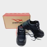 Gambar Sepatu Safety / Safety Shoes CHEETAH 3002H UK 6 - 9 / 39 - 43 - UK 9 / EU 43 dari Hanna Teknik undefined 1 Tokopedia