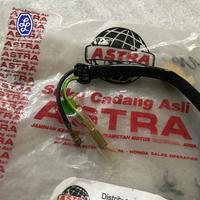 Gambar Switch Rem Belakang Honda Supra X Grand Win Legenda Supra Fit Lama Original Astra AHM 35350-KEV-950 dari LL SparePart Banjarnegara undefined 3 Tokopedia