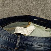 Gambar celana Slim Fit jeans panjang pria DSQUARED2 size 29 second S72LA0578 dari BekasNingrat undefined 5 Tokopedia