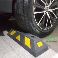 Gambar Wheel Stopper INDO HX Pengganjal Ban Batas Parkir Stopper Ban Mobil dari INDO SAFETY TRADE undefined 4 Tokopedia