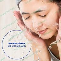 Gambar NIVEA Sparkling Bright Facial Foam 100ml Whitening 100 mL Face Wash Pencerah Kulit Kusam with Ekstrak Mutiara Licorice Vitamin C Pembersih Makeup Pearl Micro Serum Sabun Pencuci Muka Cuci Wajah Kering Sensitif Lawan Noda Bintik Gelap Brightening Effect - 05/2026-01/2027 dari Janji Pelangi Dari Tuhan Kita undefined 4 Tokopedia