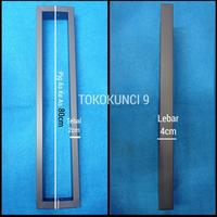 Gambar Pull Handle Temu Manis Hitam As 80cm / Tarikan Pintu Stainless kotak dari Kunci 9 Kenari undefined 1 Tokopedia