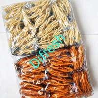 Gambar Snack Sistik Si Raja Pelem isi 24 pcs - Pedas dari DUALAPANSHOP undefined 1 Tokopedia