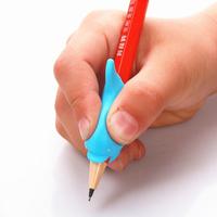 Gambar Pensil Pencil Grip Alat Bantu Tulis Sekolah Karakter Dolphin GMALL dari gelorastar undefined 3 Tokopedia